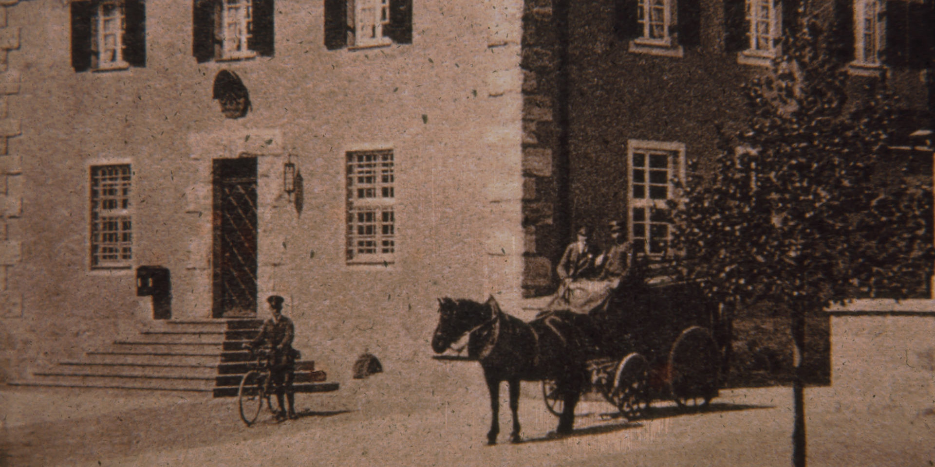 A. Amberger Str. Postamt m. Kutsche Dia 3.116