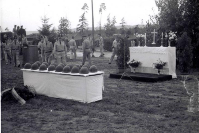 Gedenkfeier Camp Kasserine