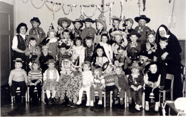 Gruppenfoto Kinderfasching Theresienheim