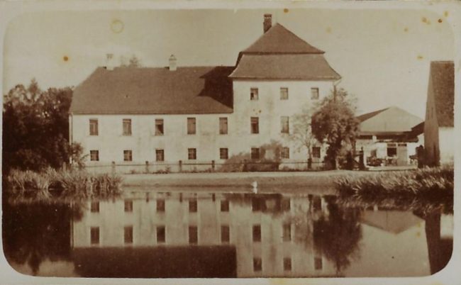 Langenbruck_Gut_mit_Froschweiher